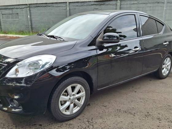 NISSAN VERSA 1.6 16V FLEX SL 4P MANUAL NISSAN VERSA 1.6 16V FLEX SL 4P MANUAL